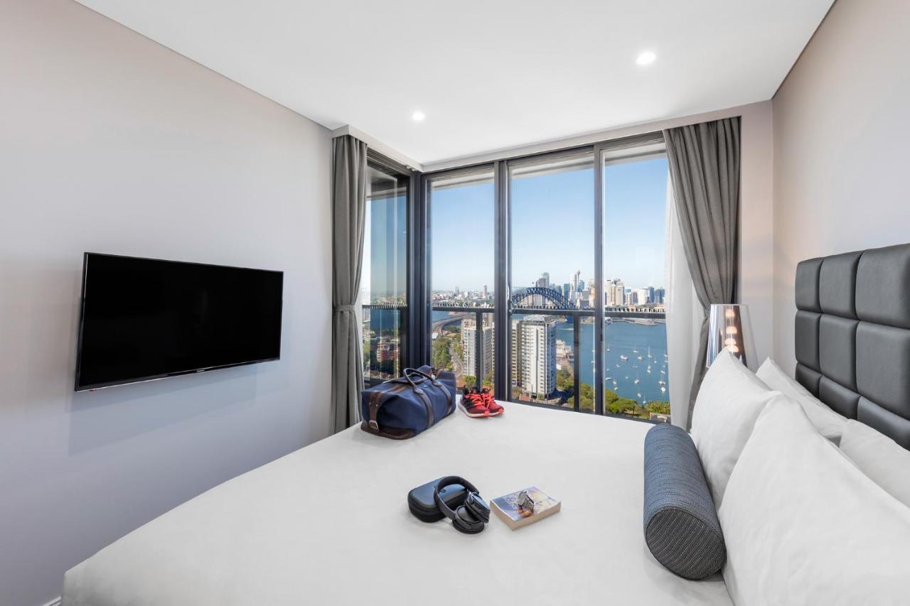 Meriton Suites North Sydney Exterior photo A bedroom at the hotel