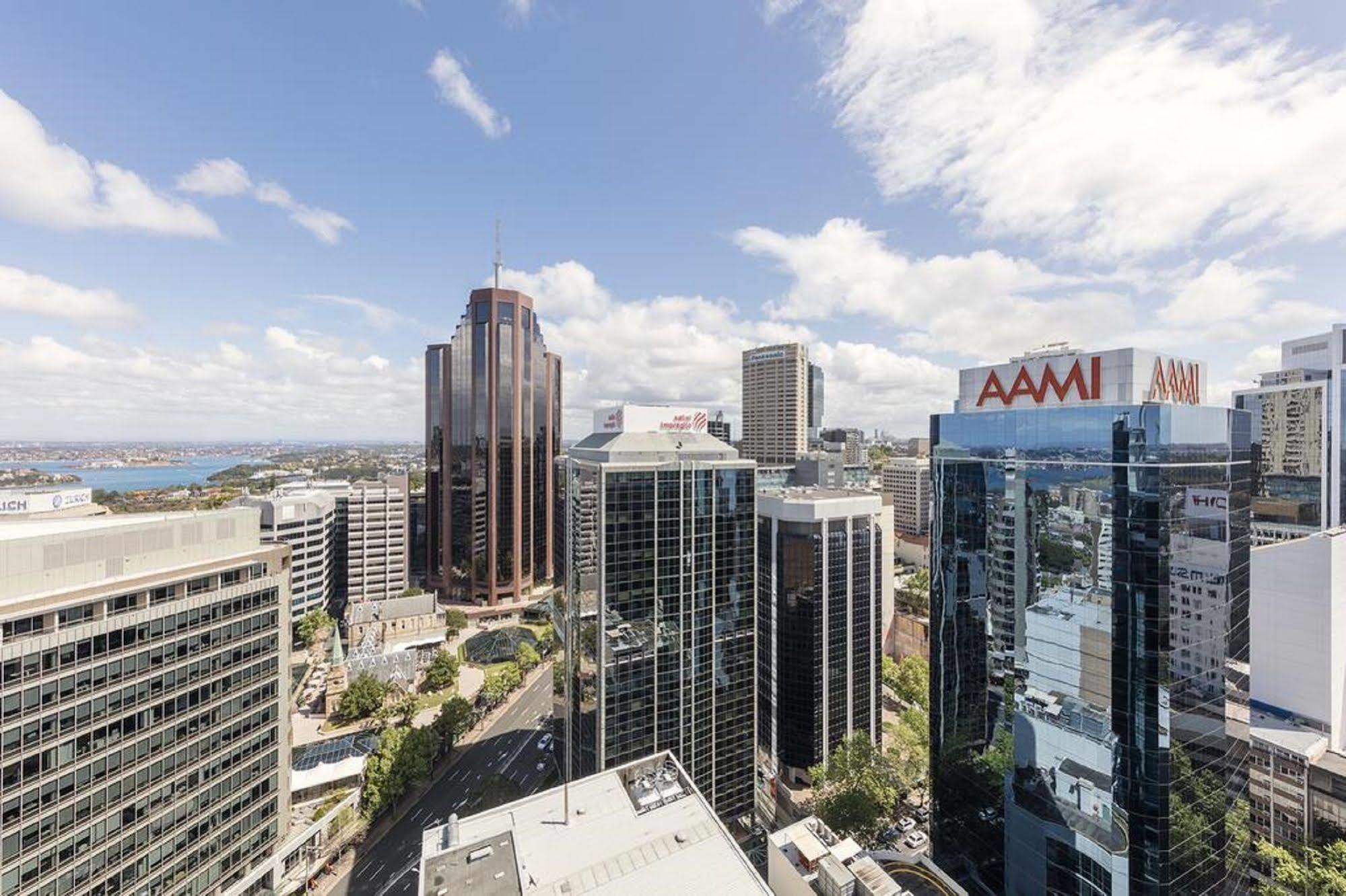 Meriton Suites North Sydney Exterior photo The Marina district