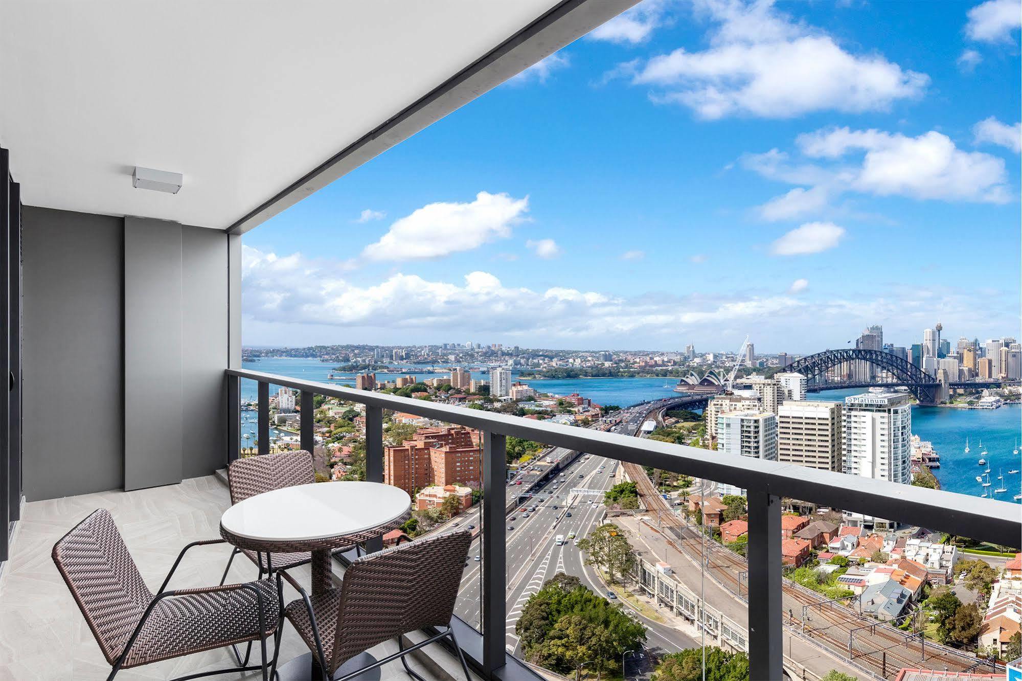 Meriton Suites North Sydney Exterior photo View from a balcony