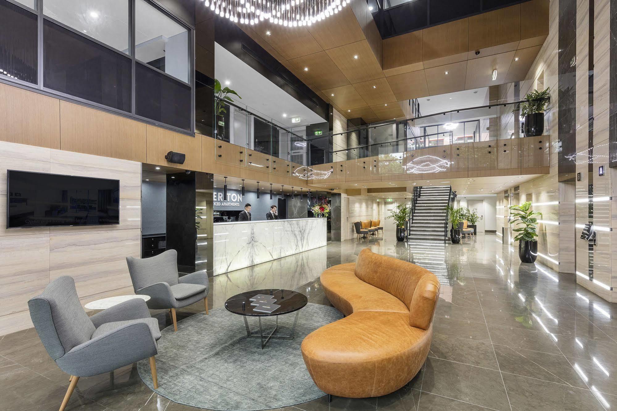 Meriton Suites North Sydney Exterior photo The lobby of the hotel